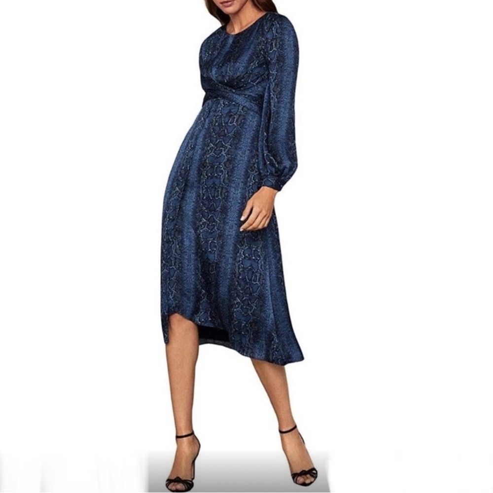 BCBGMAXAZRIA snakeskin dress! 💙